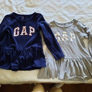 GAP KIDS size 5 Long sleeve peplum shirts 2 pack